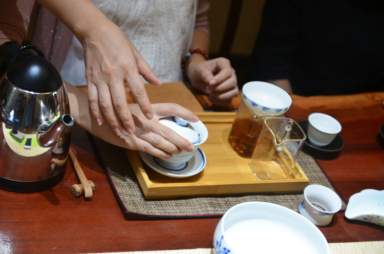 心馨聽茶(三十五):茶藝師的職業(yè)價(jià)值