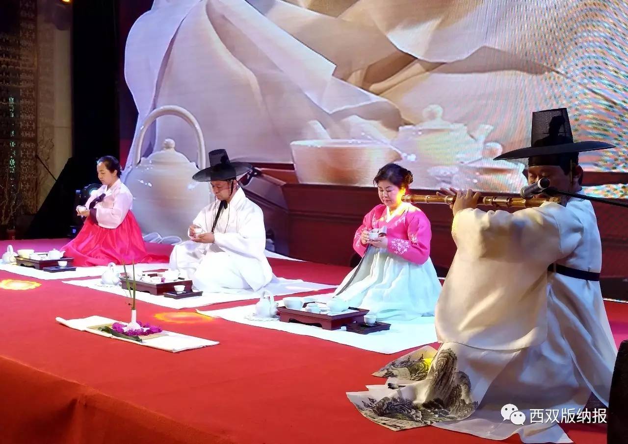 臻味號(hào)十周年 弘揚(yáng)普洱茶文化，做優(yōu)古樹茶品牌，以茶道浸潤(rùn)人心